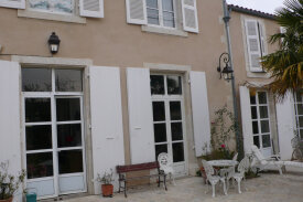 Avenue 3 02 | flache Wandleuchte für Fassaden und Eingänge Roger Pradier